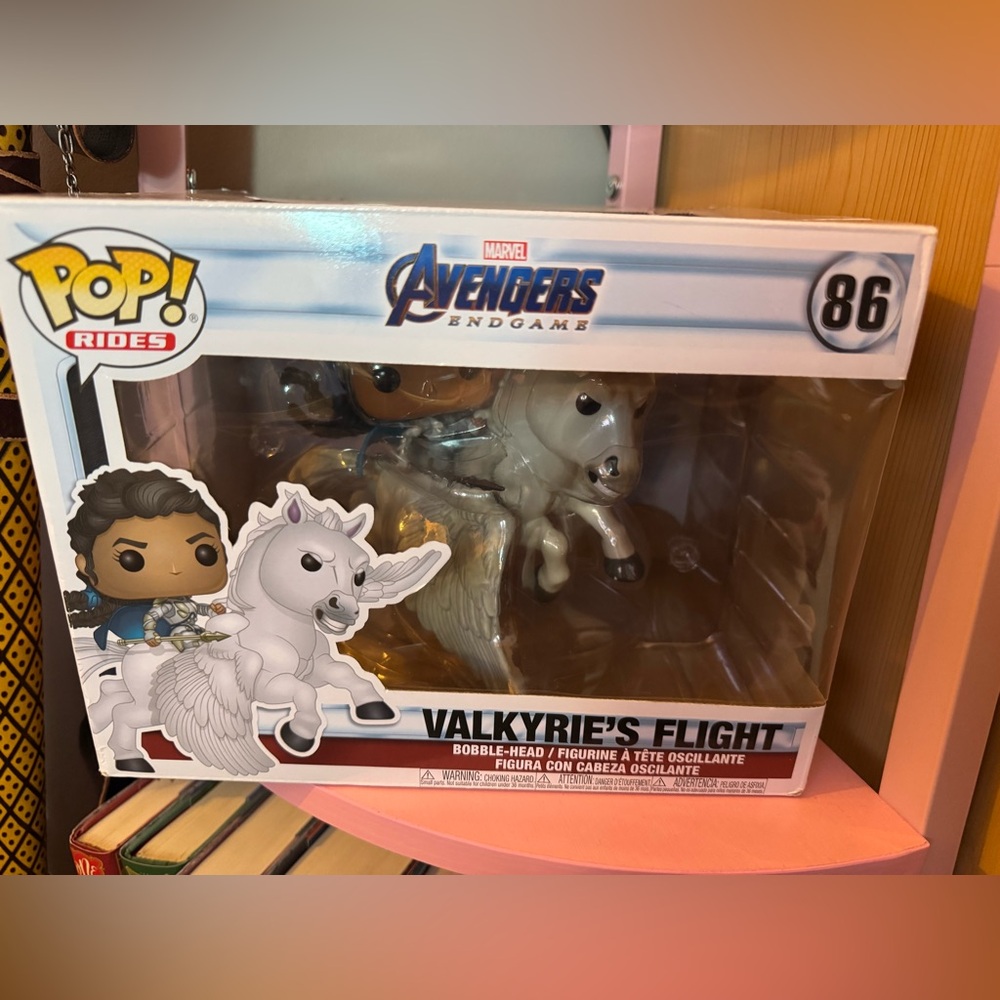 Marvel Avengers Valkyrie's Flight Bobble-Head